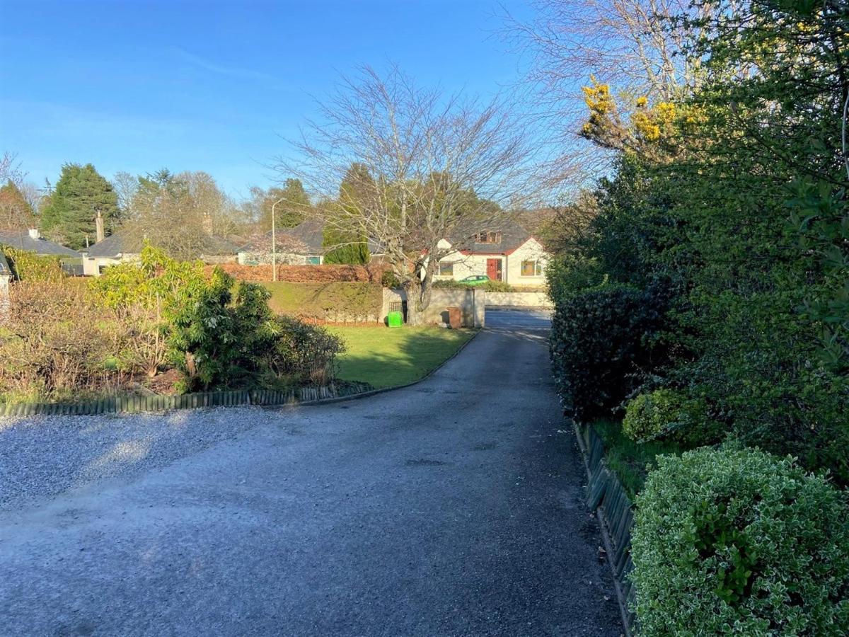 Chalet On The Green - Self Contained With Parking. Inshes Bagian luar foto